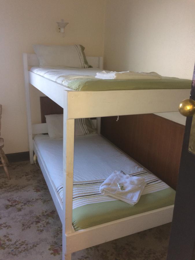 Tolaga Bay Inn エクステリア 写真